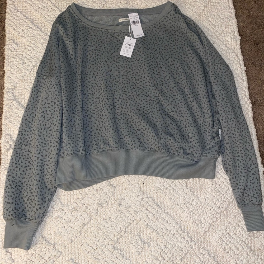 Floral sweater American eagle